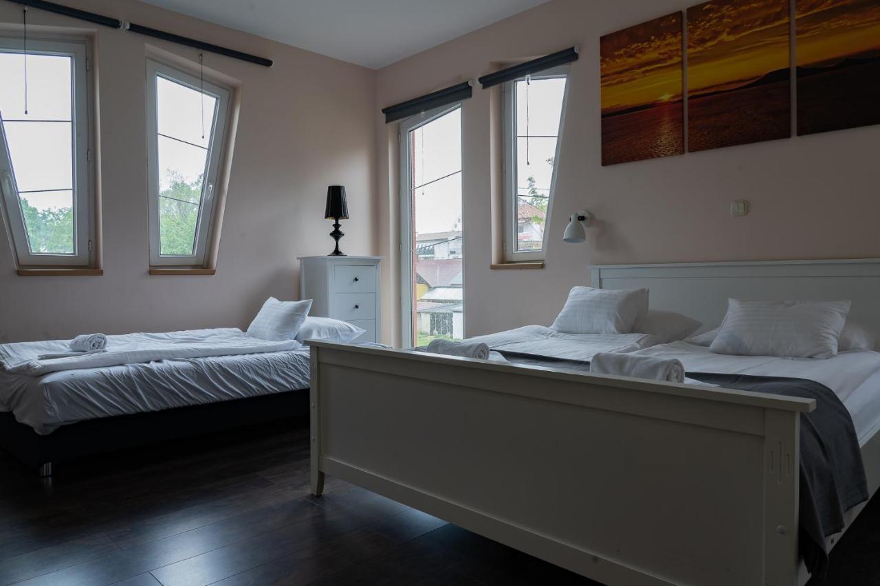 Accomo Apartmanhaz Siófok Extérieur photo