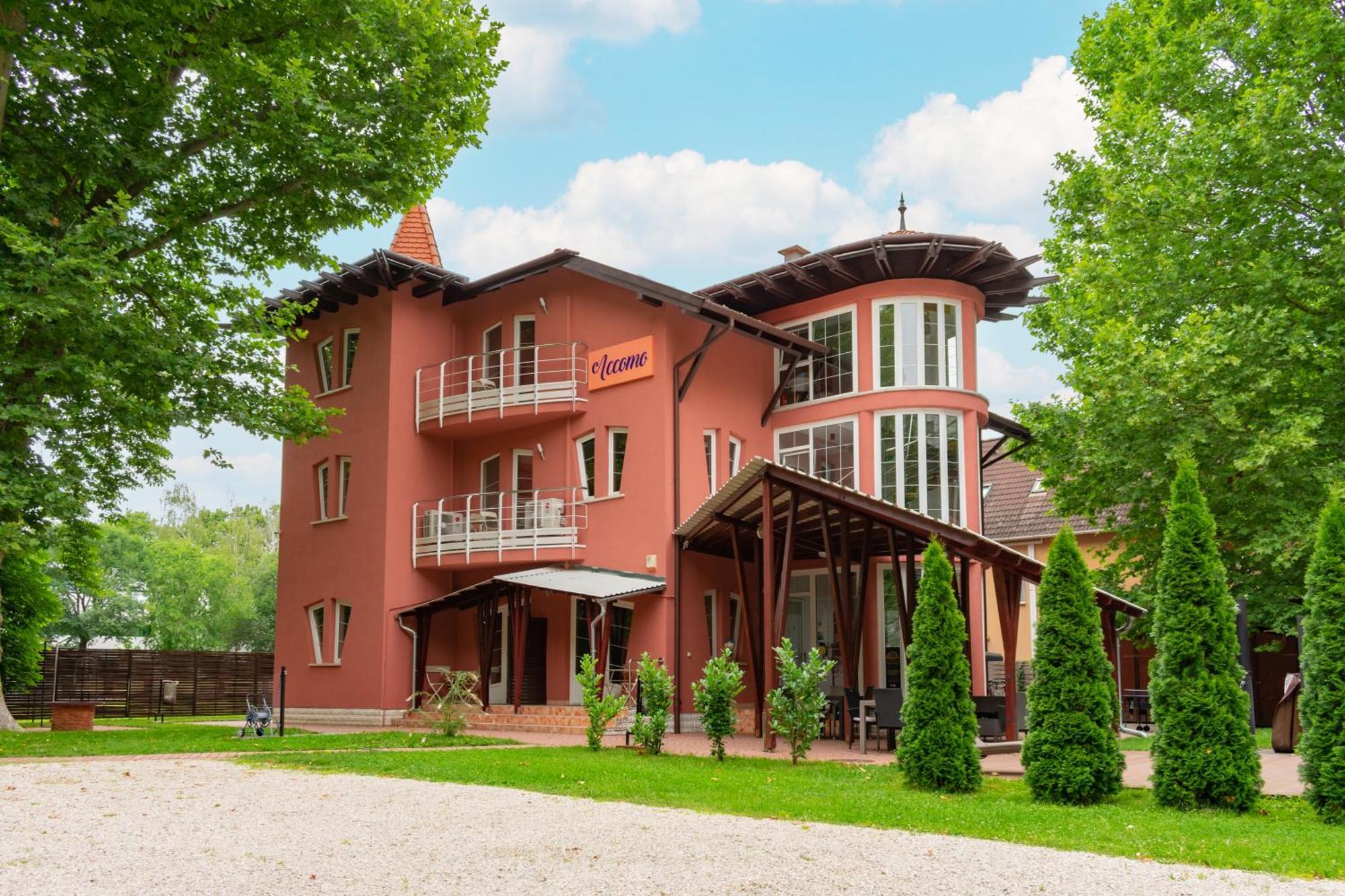 Accomo Apartmanhaz Siófok Extérieur photo